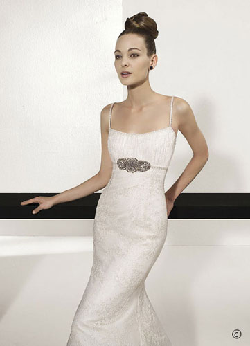 rosa clara婚纱 蕾丝与珠宝交相辉映