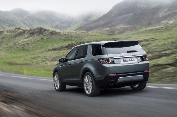 land rover discovery sport 12