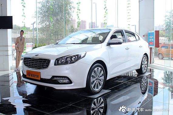 2014款起亚K4 1.8L自动LUX 到店实拍