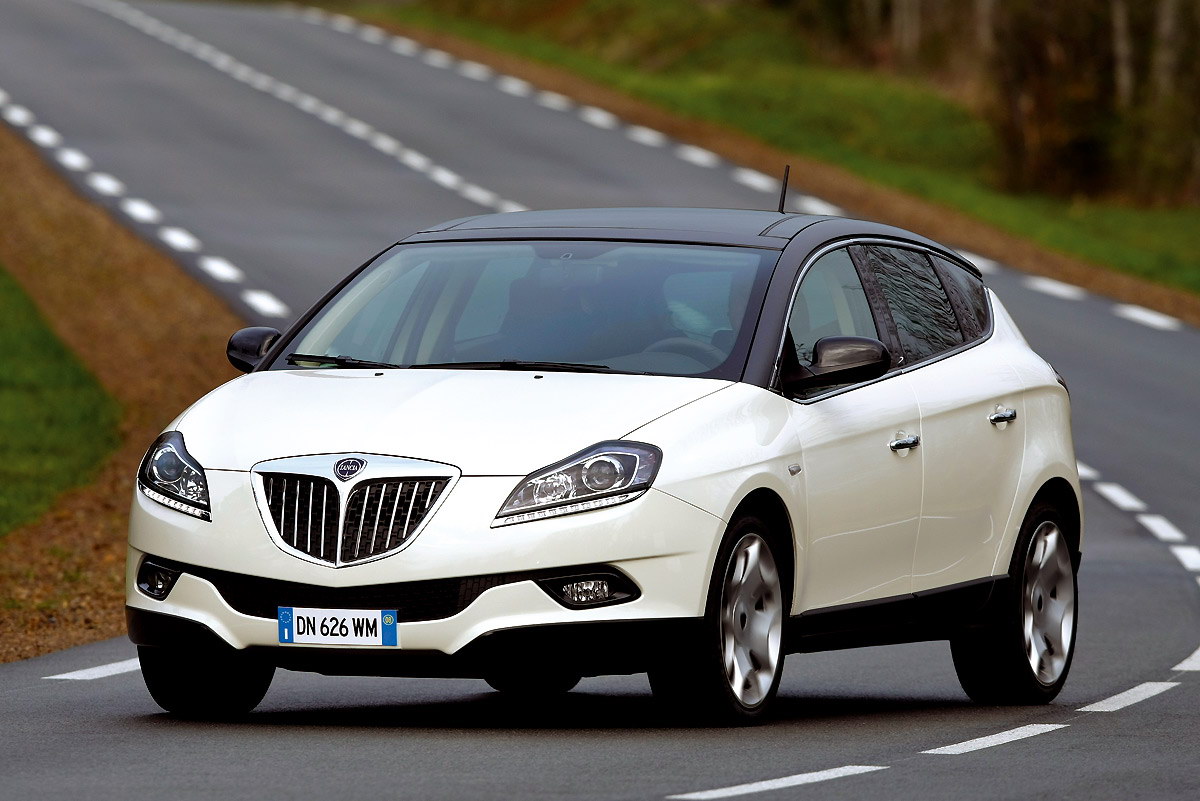 蓝旗亚delta精美组图