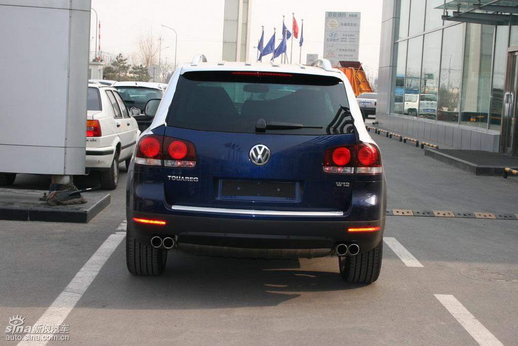 大众途锐w12到店实拍