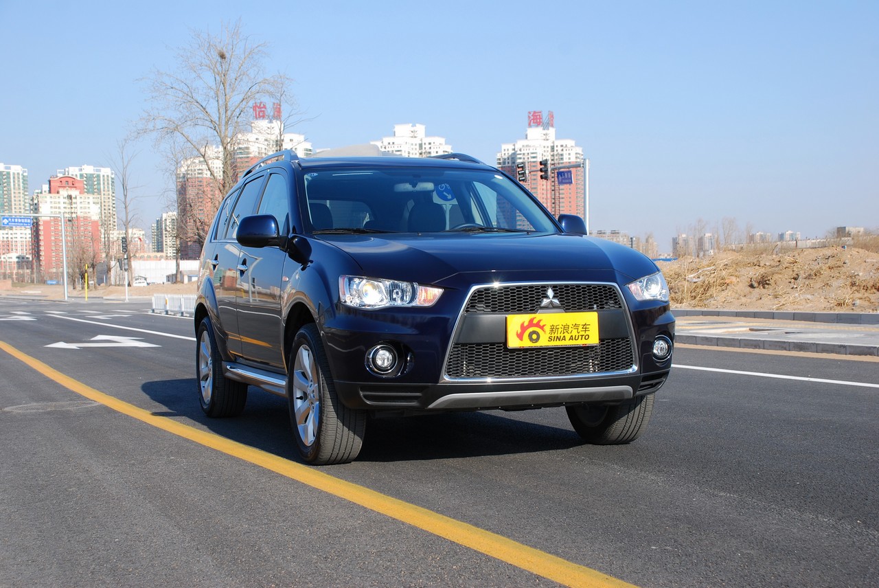 2010款欧蓝德ex3.0精英gt版外观实拍_图片_新浪汽车_新浪网