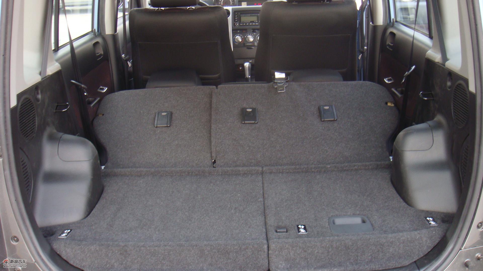 长城哈弗m2实拍-内饰