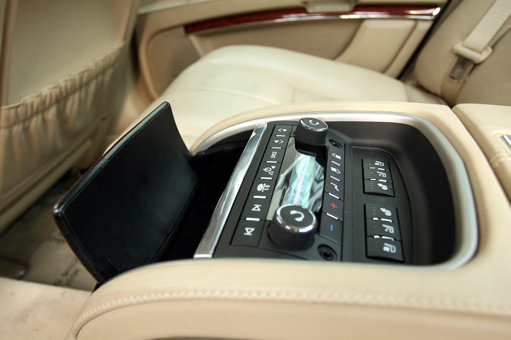 凯迪拉克sls内饰图_图片_新浪汽车_新浪网