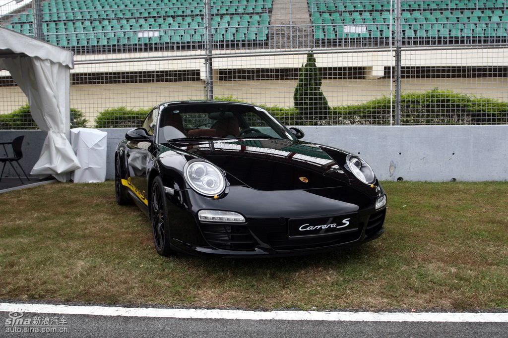 圖為新款保時捷911 carrera s實拍圖.