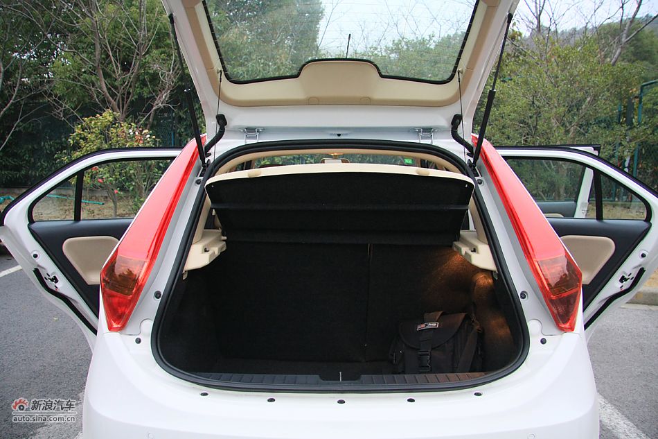 mg3座椅空间图片