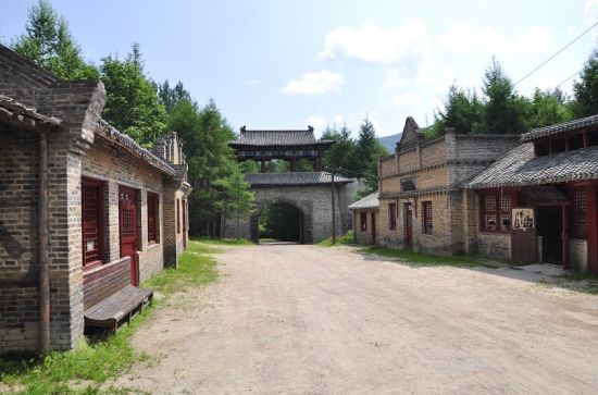 遊走牡丹江橫道河子威虎山影視城_新浪旅遊_新浪網