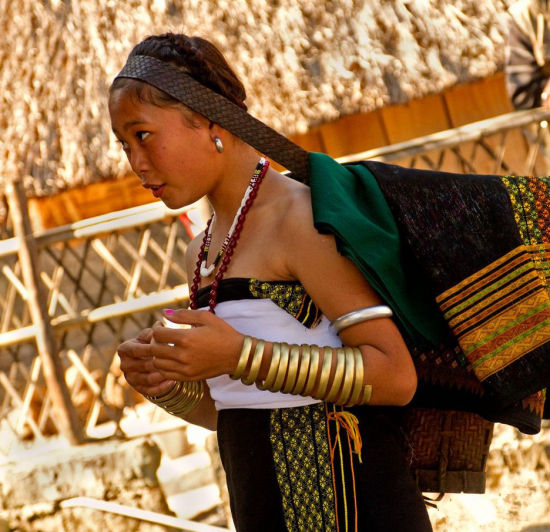 走进印度那迦部落看食人族后裔的传统风情