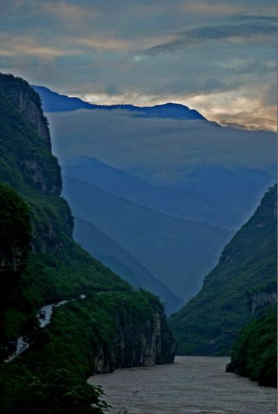 《觀音山》外景拍攝地 金口河大峽谷