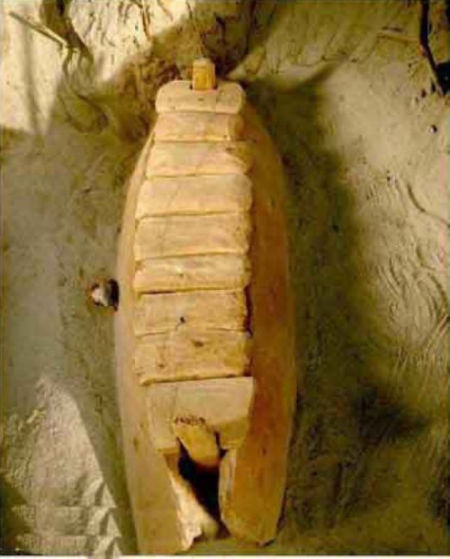 中国出土最美千年女尸小河公主微笑沉睡三千载