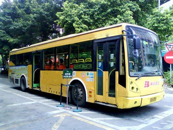 搭公交游沈阳 内容最丰富公交路线225路