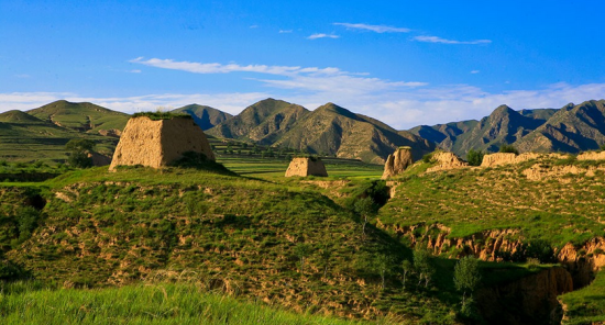 钟毓散人 山西阳方口冬日即兴 www.52shici.com 诗词吾爱网