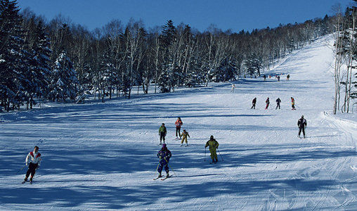 畅玩陕西七大滑雪场地牧户关滑雪场