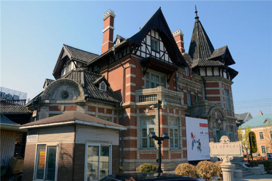 图片来自旅游攻略南山风情街这里是大连著名的日本风情街,可是大连人