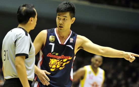 一场胜利后王仕鹏却直摇头右手伤情还在困扰mvp