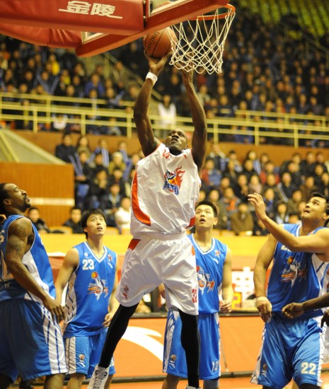 图文-[cba]陕西110-106福建李-本森跃起投篮
