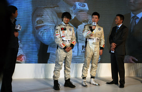 韩寒在全新上海大众polo赛车发布现场(阿轩/摄)