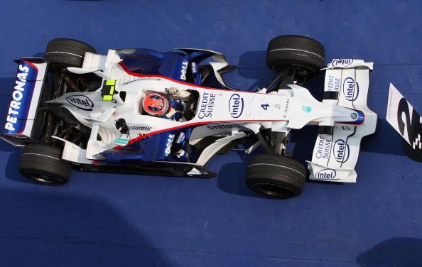 图文-f1马来西亚站正式比赛 亚军库比卡凯旋而归_赛车-f1_nike新浪