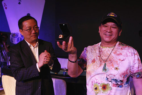 慈善赛冠军johnny chan