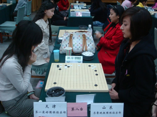 图文-全国团体赛最终轮现场 四大美女巅峰对决