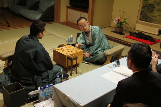 图文-将棋龙王战第4局渡边再胜 对局者赛后感想