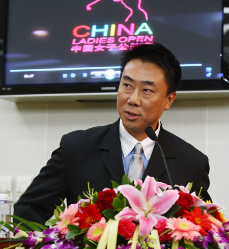 图文中国女子公开赛主持人陈凡