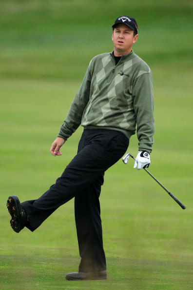 图文-美国公开赛第二轮 jj亨利眺望球路