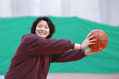 老照片"姚太太"叶莉昔日风采 青春活泼