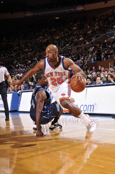 图文-[常规赛]爵士99-107尼克斯 科林斯晃倒对手_篮球-nba_nike新浪