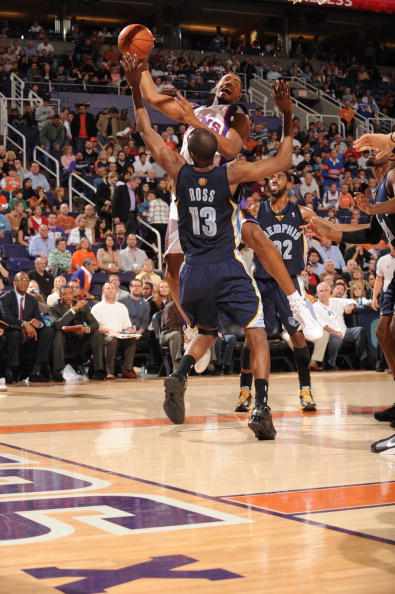 图文常规赛灰熊102107太阳罗斯奋力封盖