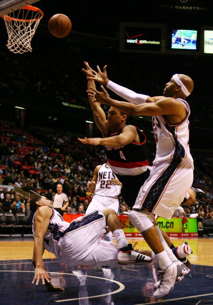 图文-[nba]开拓者105-99篮网 哈里斯阻挡很玩命_篮球-nba_nike新浪