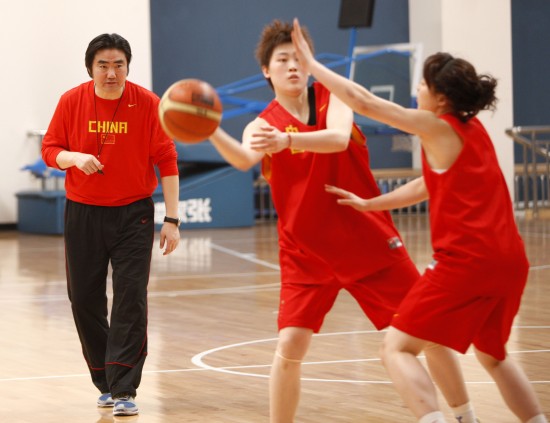 怎么当上国家队女篮运动员 1240382970_AmtARP.jpg