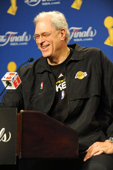 图文湖人魔术备战nba总决赛禅师早就习以为常