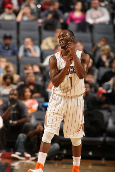 图文-[季前赛]老鹰77-79山猫 沃克神情轻松_篮球-nba_新浪竞技风暴