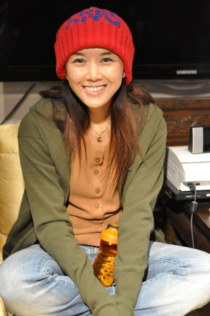 歌手王蓉:做公益该发自内心 彩票投注设上限(图)