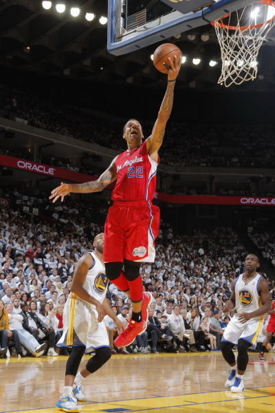 图文常规赛快船94115勇士巴恩斯低手上篮