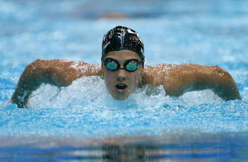 图文-澳洲游泳奥运选拔赛首日 莱斯勇破世界纪录
