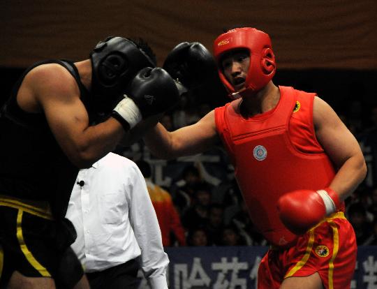 图文散打世界杯男子60公斤级于飞彪夺冠重拳出击