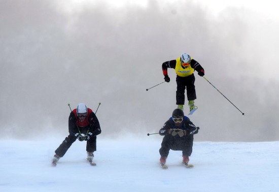 圖文男子自由式滑雪爭霸賽賽況三強爭鋒