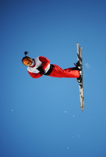 图文-女子空中技巧比赛赛况 李妮娜空中转体