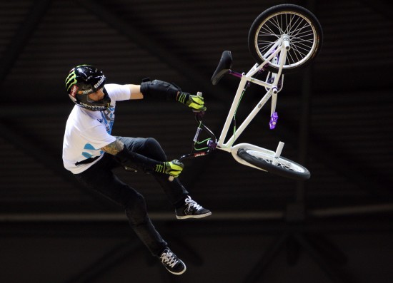 图文职业极限运动巡回赛中国站小轮车项目比赛