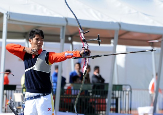 图文-男子反曲弓个人淘汰赛赛况 江苏选手王志德