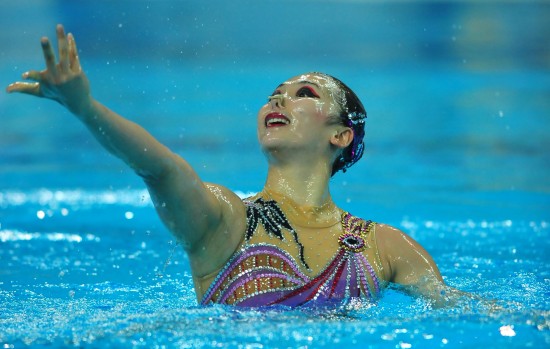游泳锦标赛花样游泳单人技术自选项目比赛中,中国队选手陈晓君以87
