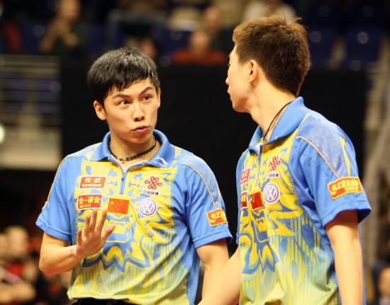 中国选手马龙/陈玘以4比1战胜队友郝帅/张继科,夺得冠军