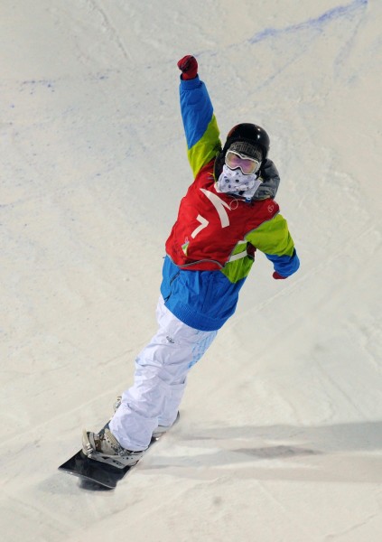 图文-世界杯单板滑雪中国站 中国选手李爽庆祝