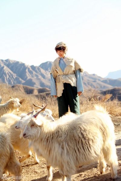 图文-孔令辉女友马苏剧照曝光 马苏山间放羊