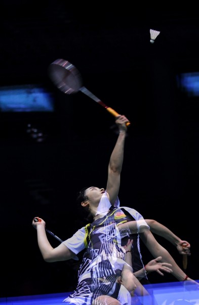 图文-亚锦赛王适娴无缘女单决赛 王适娴挥拍瞬间