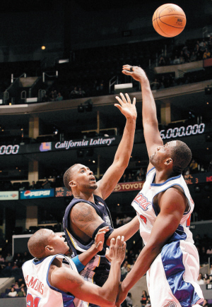 前nba球员洛伦岑·赖特被枪杀身亡,尸体在孟菲斯郊外的