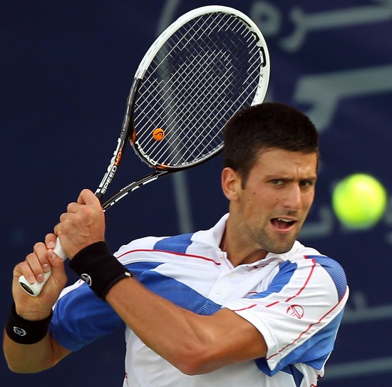 图文-迪拜赛德约科维奇晋级四强 小德反手也厉害