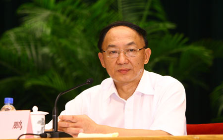 奥运筹办工作报告会举行 刘淇陈至立刘鹏邓朴方出席